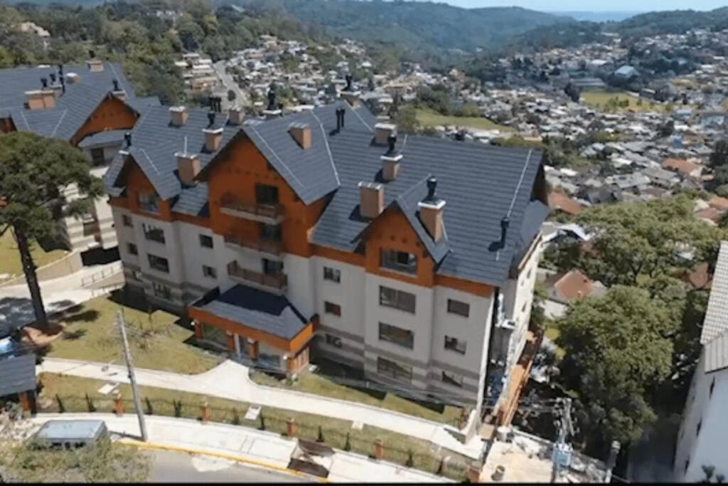 Apartamento Novo No Centro De Gramado Buitenkant foto