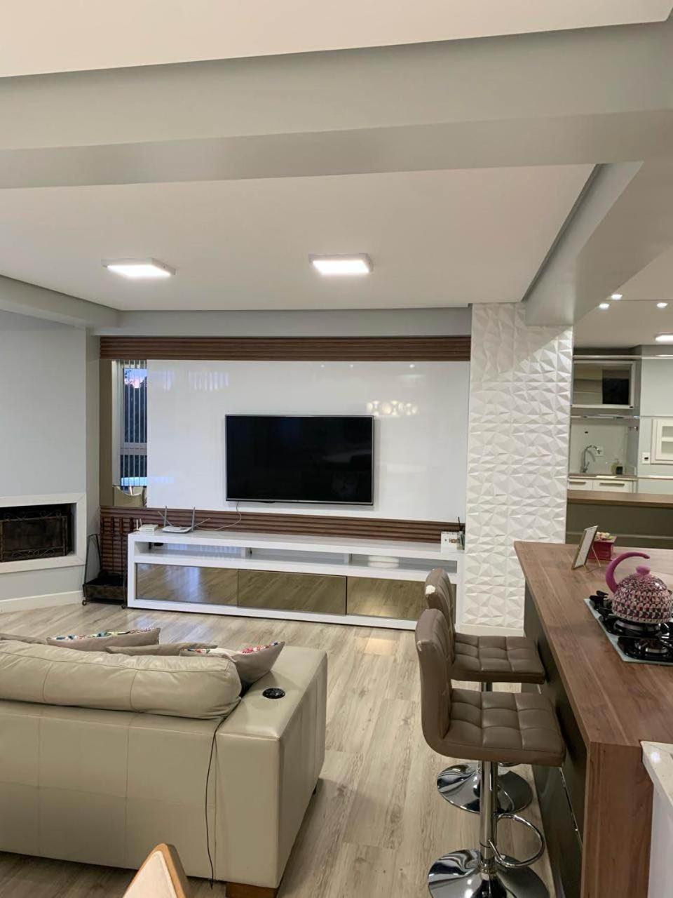 Apartamento Novo No Centro De Gramado Buitenkant foto